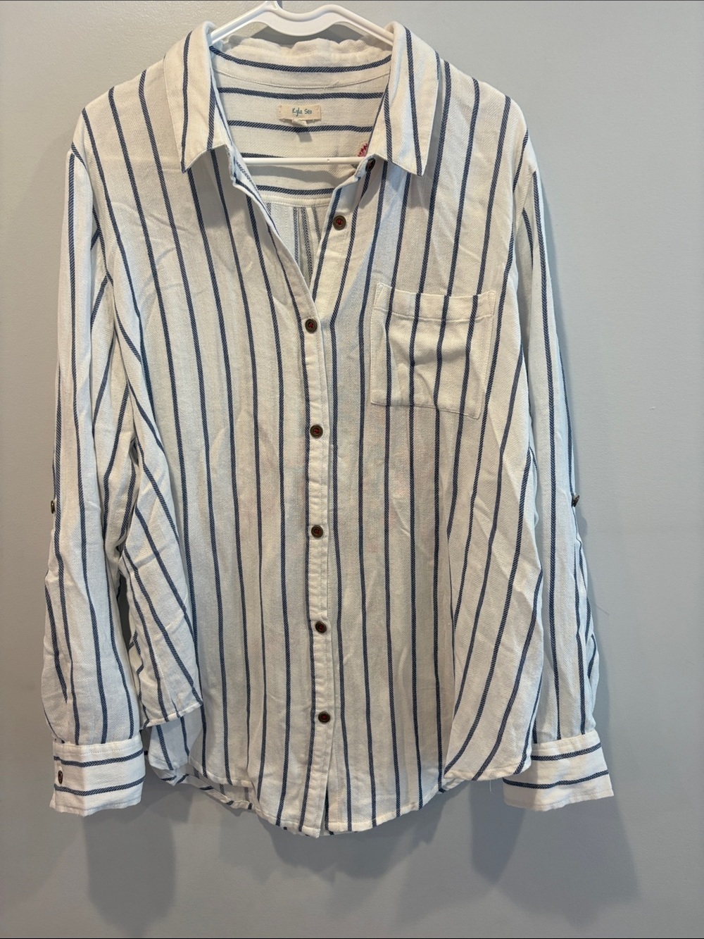 Lightweight White and Blue Striped Button-Down Shirt ptp 24 buttoned